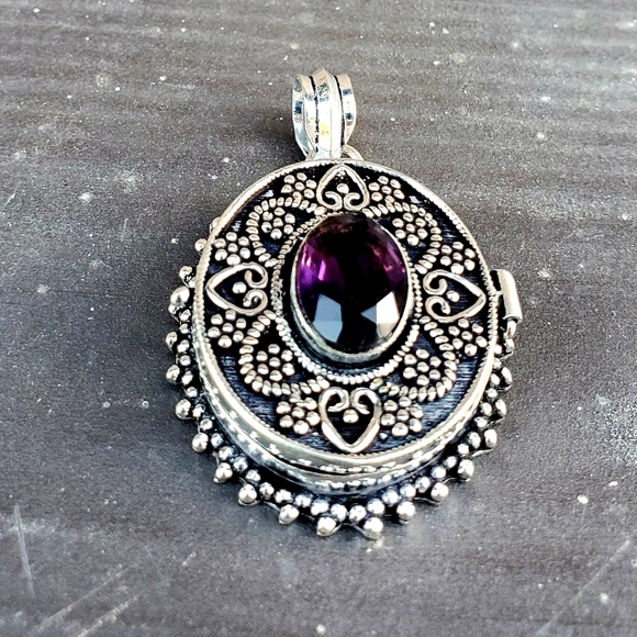 New Huge Amethyst 925 Silver Poison Pendant. - Picture 9 of 16